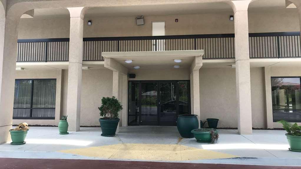 Dublin Inn And Suites Εξωτερικό φωτογραφία