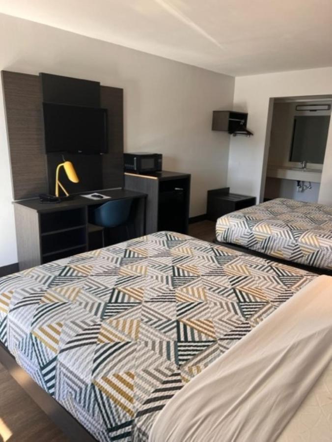 Dublin Inn And Suites Εξωτερικό φωτογραφία
