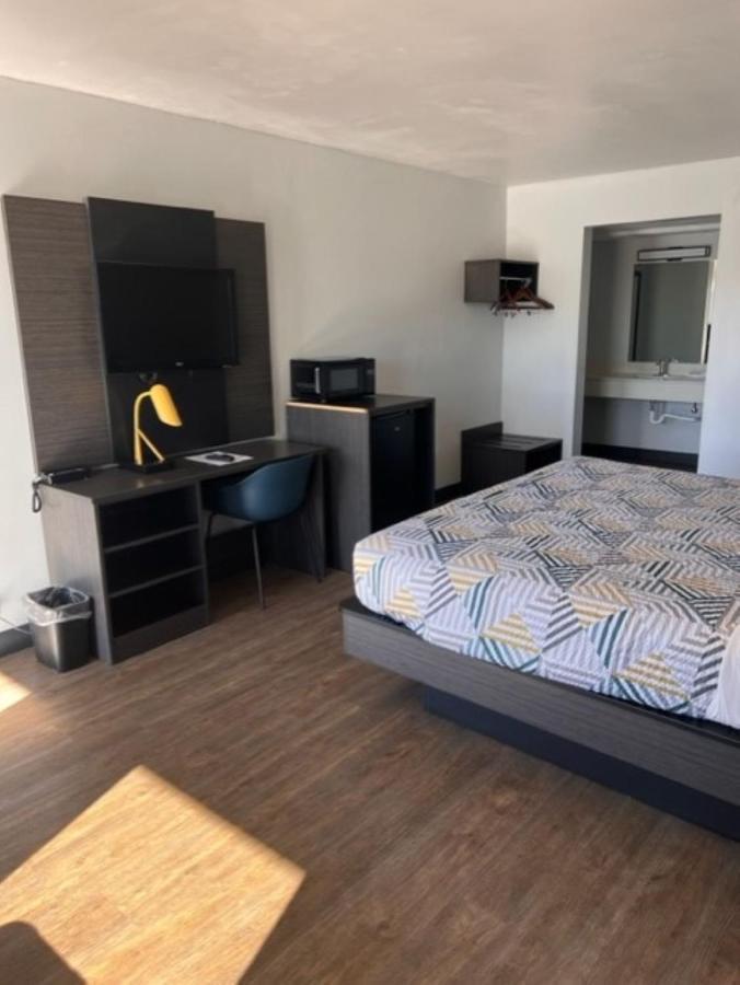 Dublin Inn And Suites Εξωτερικό φωτογραφία