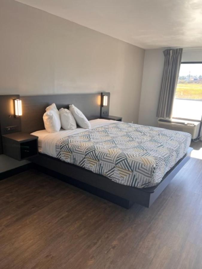 Dublin Inn And Suites Εξωτερικό φωτογραφία