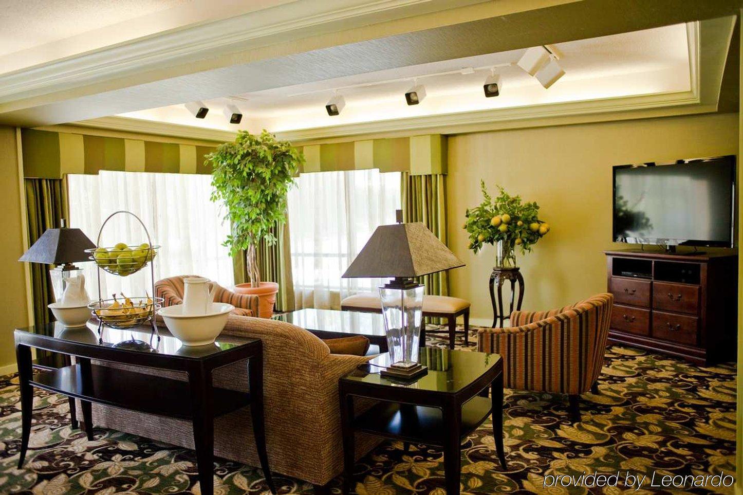 Dublin Inn And Suites Εξωτερικό φωτογραφία