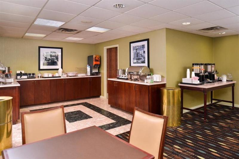 Dublin Inn And Suites Εξωτερικό φωτογραφία