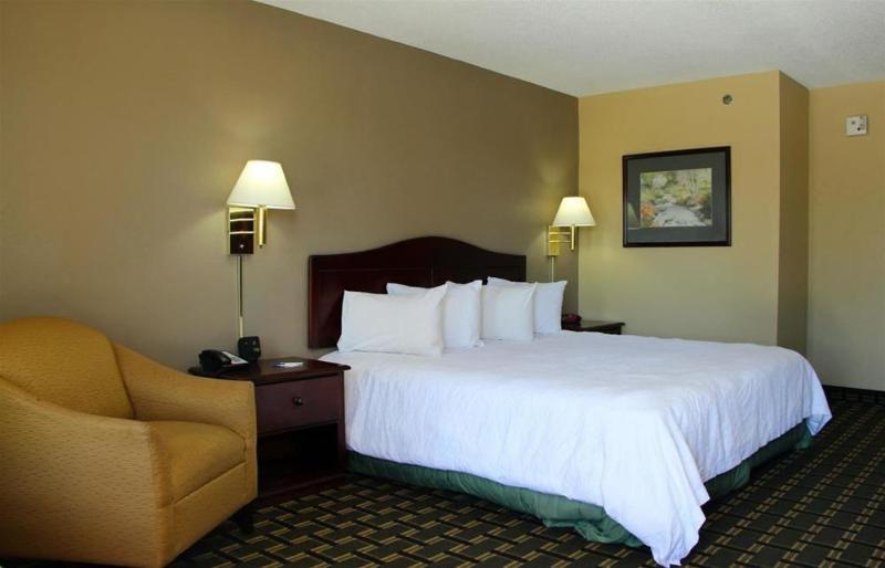 Dublin Inn And Suites Εξωτερικό φωτογραφία