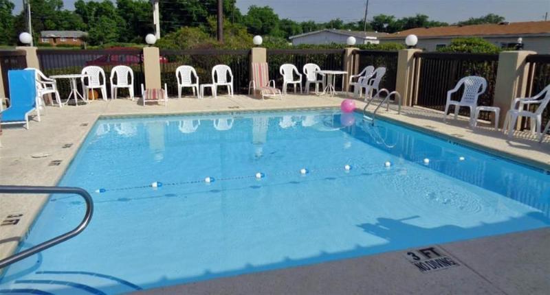 Dublin Inn And Suites Εξωτερικό φωτογραφία