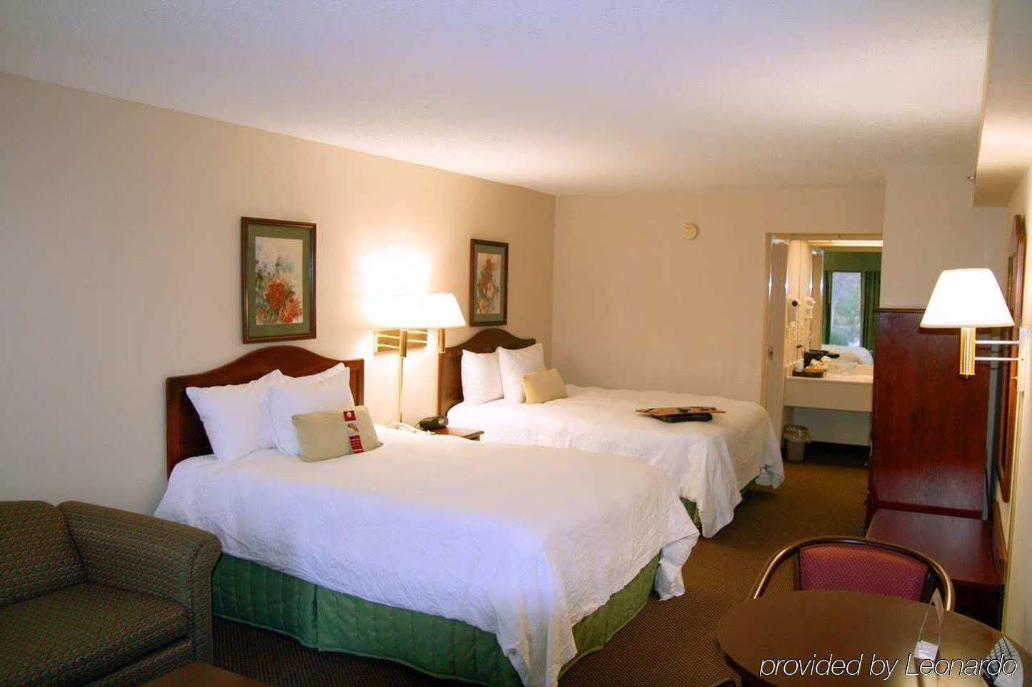 Dublin Inn And Suites Εξωτερικό φωτογραφία